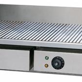 Поверхность жарочная Hurakan HKN-PSR550